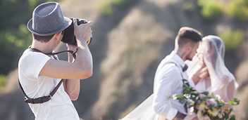The Emotional Impact of Wedding Photographer: